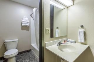 Econo Lodge - Valley City - Valley City - 6