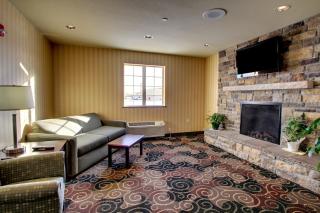 Cobblestone Inn & Suites - Carrington - 9