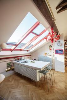 Unique Luxury Loft with Terrace in Old Town - Prague - 8