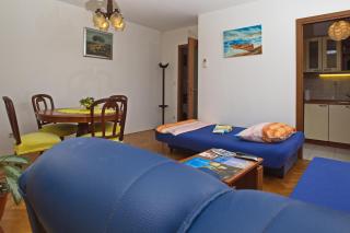 Apartments with WiFi Split - 11694 - 4