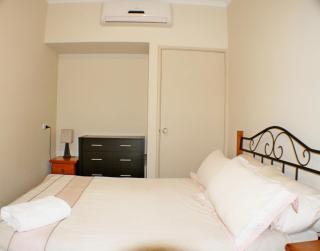 Geraldton Luxury Retreat 2 with free Streaming - Geraldton - 6