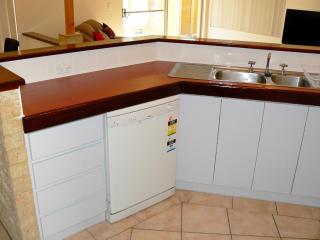 Geraldton Luxury Retreat 2 with free Streaming - Geraldton - 1