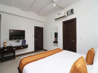 Hotel Samovar by Goyal Hotel - Agra - 1