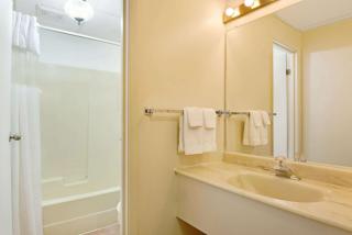 Knights Inn - Park Villa Motel, Midland - Midland - 7