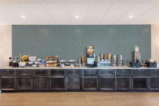 Howard Johnson by Wyndham Middletown Newport Area - Middletown - 8
