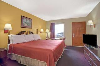 Travelodge by Wyndham Forest Park Atlanta South - Forest Park - 3