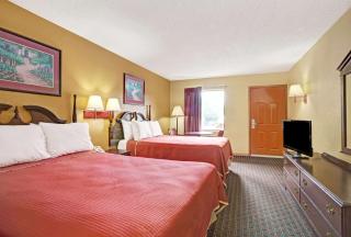Travelodge by Wyndham Forest Park Atlanta South - Forest Park - 1