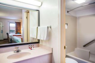 Howard Johnson by Wyndham Panama City - Panama City - 5