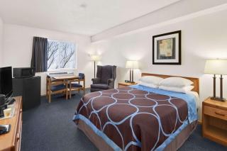 Super 8 by Wyndham Swift Current - Swift Current - 8