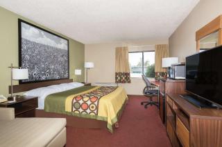 Super 8 by Wyndham Sterling CO - 7
