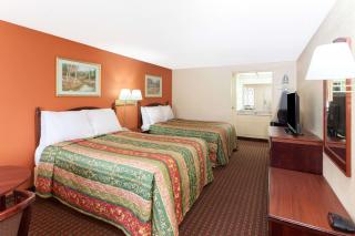Knights Inn - Tucker - 2
