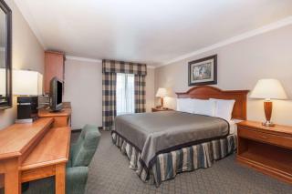 Travelodge by Wyndham Sylmar CA - Sylmar - 2
