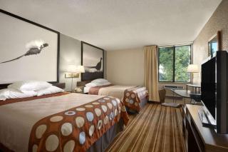 Super 8 by Wyndham Redfield - Redfield - 7