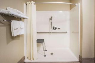 Super 8 by Wyndham Remington - Remington - 1