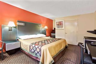 Super 8 by Wyndham Kissimmee/Maingate/Orlando Area - Orlando - 1