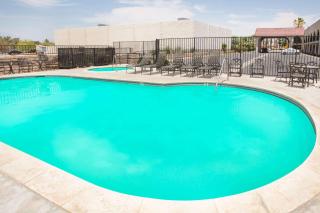 Travelodge by Wyndham Indio - Indio - 7