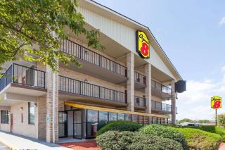 Super 8 by Wyndham Manassas - Manassas - 8