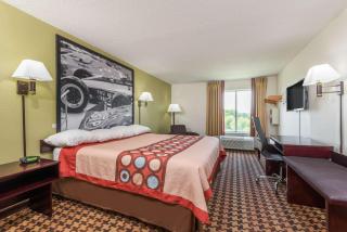 Super 8 by Wyndham Cloverdale IN - Cloverdale - 3