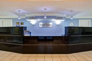 Travelodge by Wyndham North Richland Hills/Dallas/Ft Worth - North Richland Hills - 8