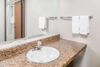 Travelodge by Wyndham Kalispell - Kalispell - 4