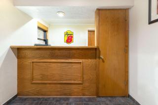 Super 8 by Wyndham Enid - Enid - 8