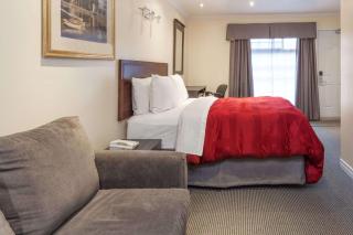 Knights Inn Kingston - Kingston - 4