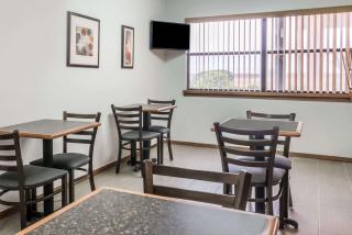 Knights Inn - Slaton - Slaton - 1