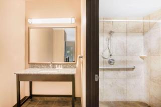 Super 8 by Wyndham Dilley TX - Dilley - 4