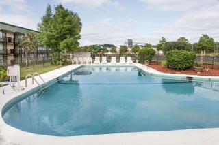 Super 8 by Wyndham Valdosta Mall - Valdosta - 8