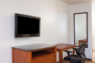 Travelodge by Wyndham Hemet CA - Hemet - 1