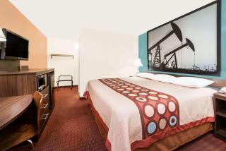 Super 8 by Wyndham Midwest City OK - 3