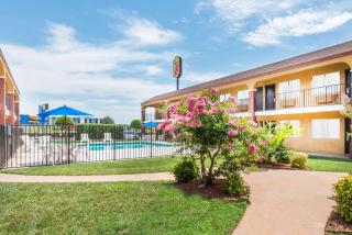 Super 8 by Wyndham Midwest City OK - Midwest City - 7