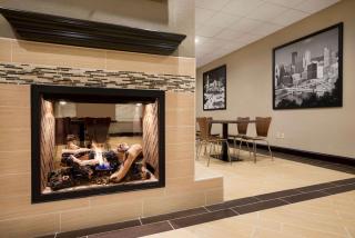 Super 8 by Wyndham Hershey Chocolate Avenue - Hershey - 9