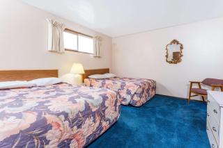 Knights Inn Boardman - 1