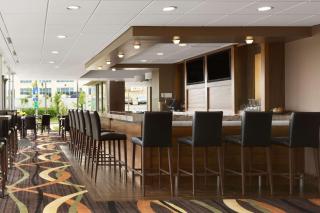 Travelodge by Wyndham Niagara Falls Fallsview - Niagara Falls - 7
