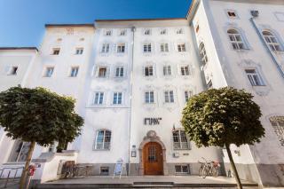 Hotel Kolping Hallein - Hallein - 1