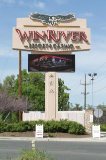 Win-River Resort and Casino - Redding - 9