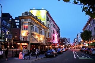 McMenamins Crystal Hotel - Portland - 9