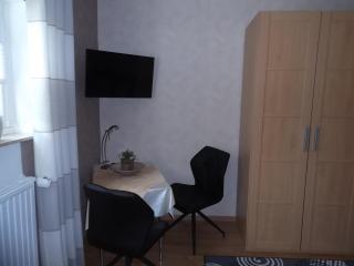 Zimmer Schmitz - Anschau - 2