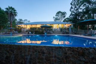 Samford Lakes Rural Accommodation - 0