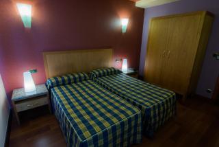 Adeko Hotel - Barakaldo - 8