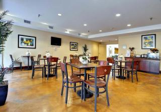 Best Western Plus Waynesboro - Waynesboro - 1