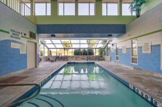 Monte Carlo Inn Barrie - Newly Renovated - Barrie - 3