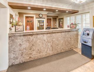 LA Plaza Apartments - Metairie - 9