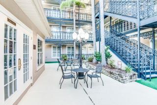 LA Plaza Apartments - Metairie - 2