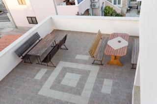 Apartments Jakovčev - Betina - 9
