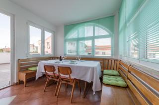 Apartments Jakovčev - Betina - 2