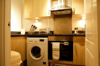 Newly refurbished 1 bed first floor apartment with wifi - 4
