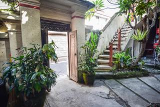 Puri Agung Homestay - Kuta - 8