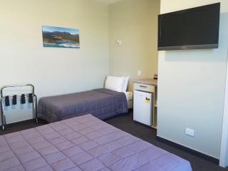 Stumpers Hotel - Hokitika - 3